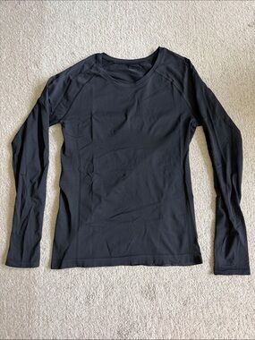 Athleta Momentum Flex Top, size M, like new.